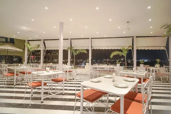 Grandrosse Boutique - Pichola Lake Facing Hotel Udaipur