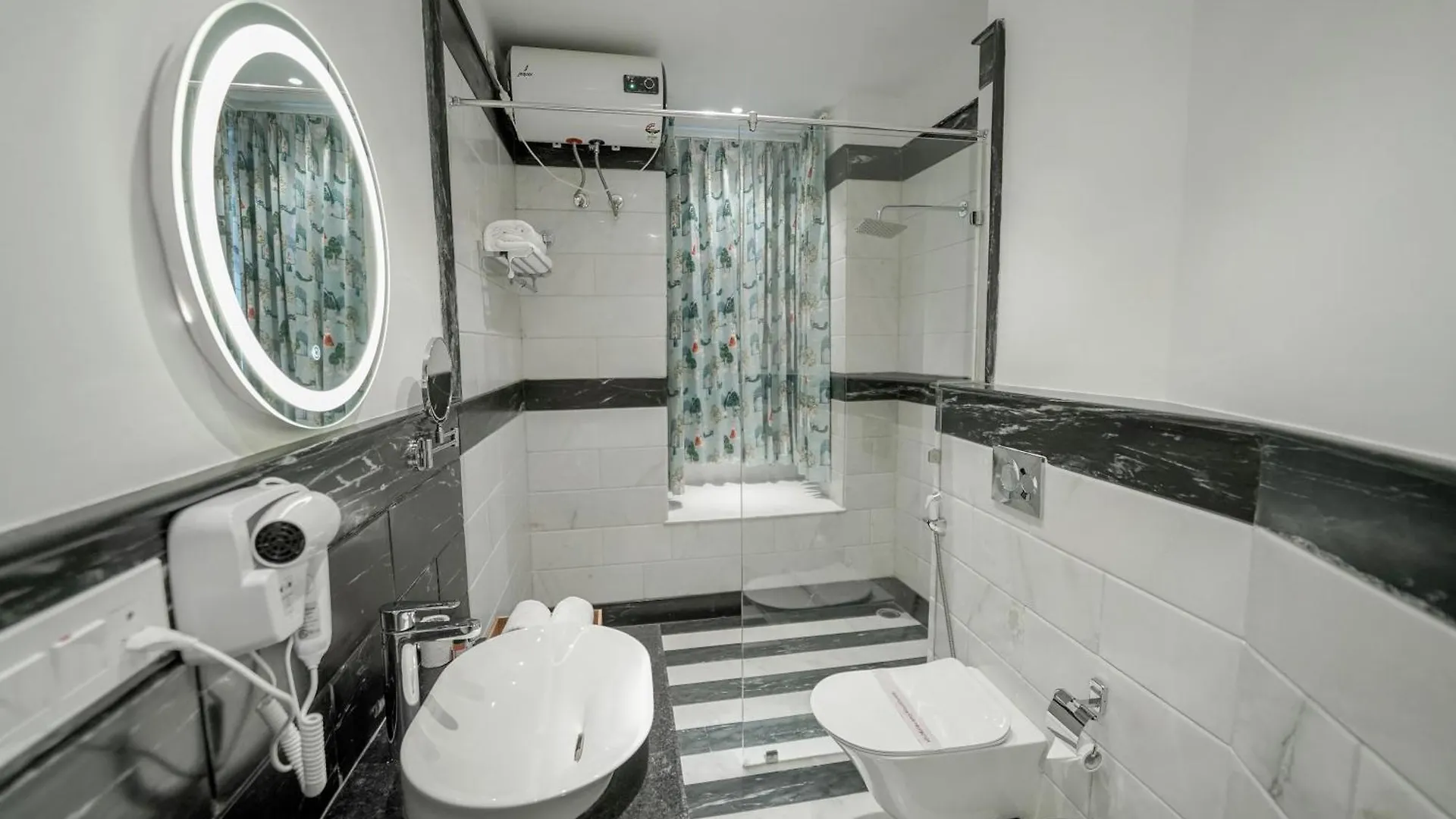 Grandrosse Boutique - Pichola Lake Facing Hotel Udaipur Inde
