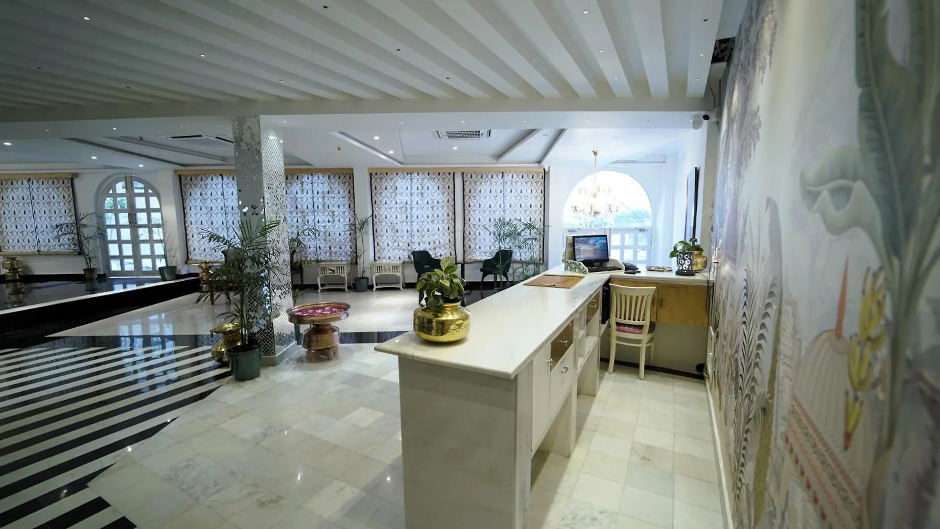 Grandrosse Boutique - Pichola Lake Facing Hotel Udaipur Inde