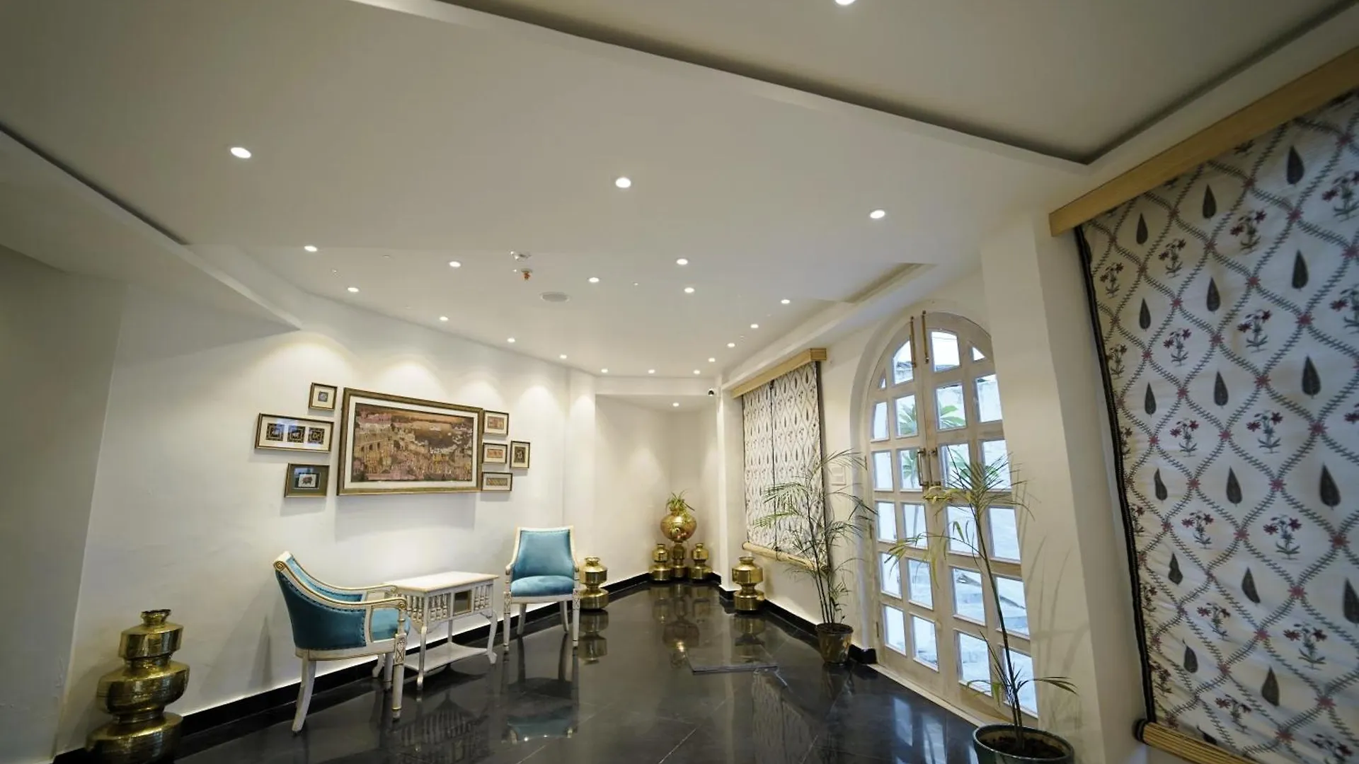 Grandrosse Boutique - Pichola Lake Facing Hotel Udaipur Inde